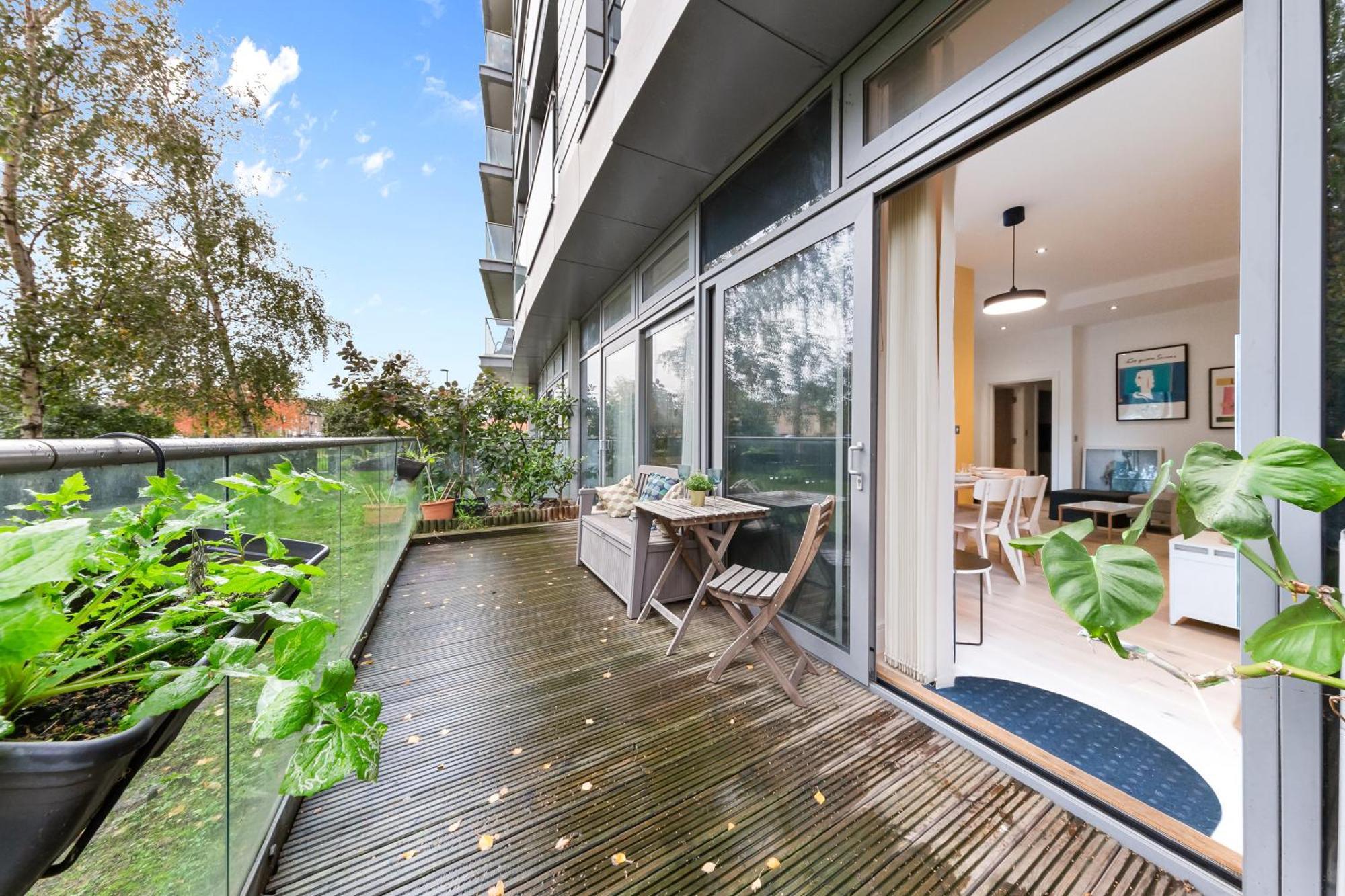 Trendy 2 Bed Flat In Greenwich With Car Parking Londýn Exteriér fotografie