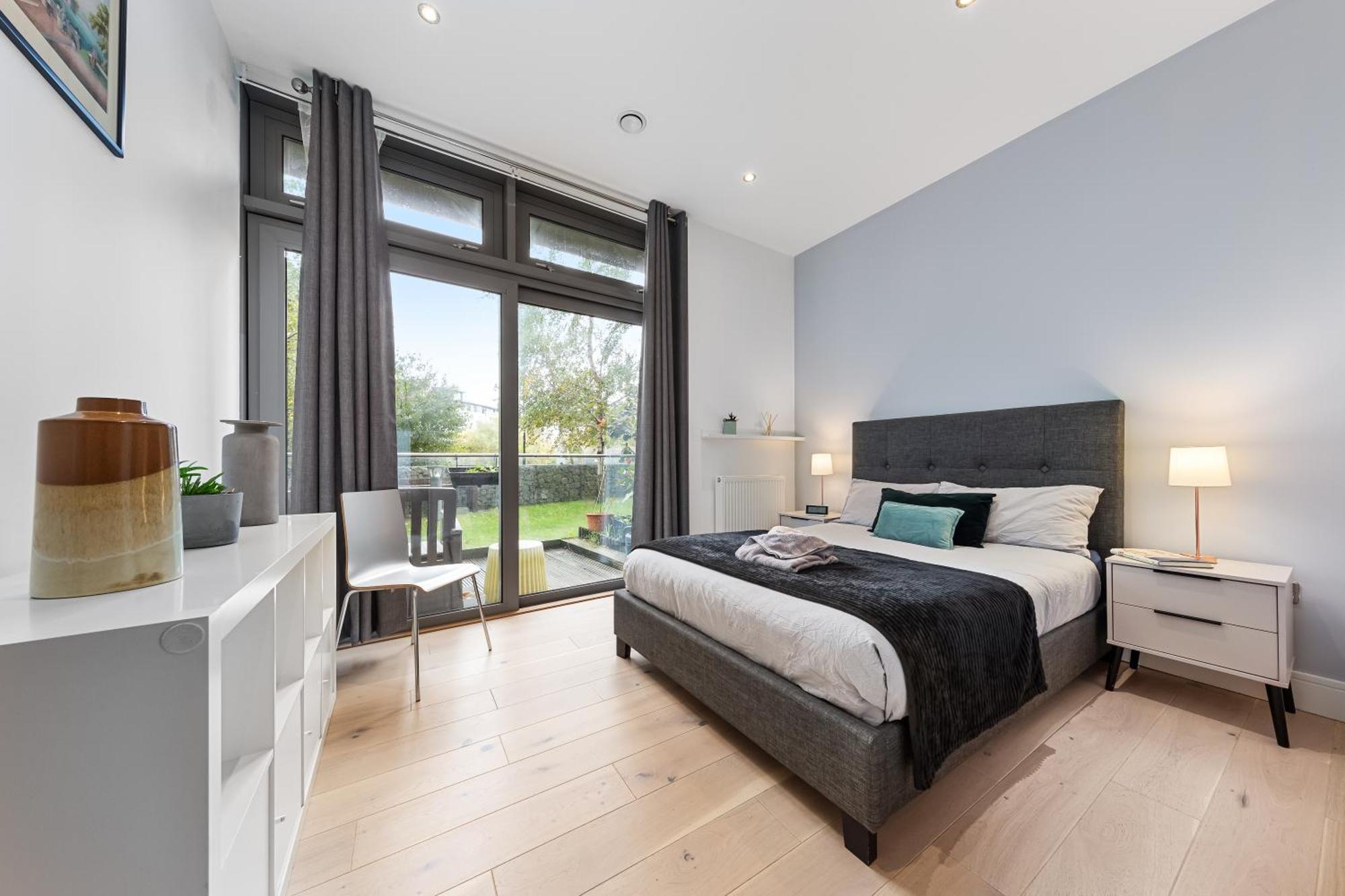 Trendy 2 Bed Flat In Greenwich With Car Parking Londýn Exteriér fotografie
